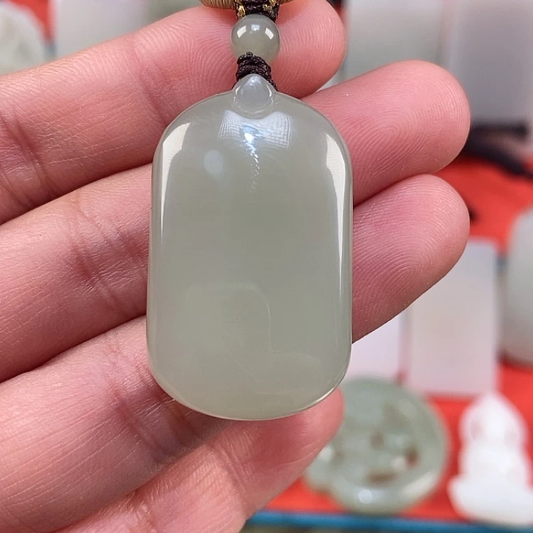 【闪购商品】颈饰未镶嵌和田玉