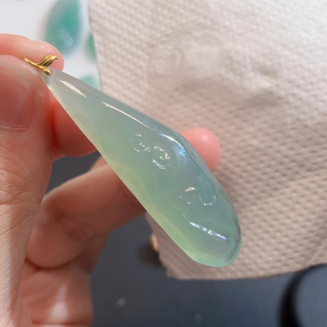 翡翠未镶嵌吊坠(不含链)277