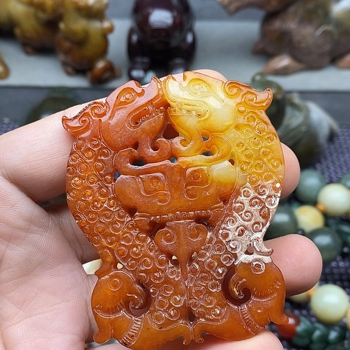 未镶嵌蛇纹石玉颈饰