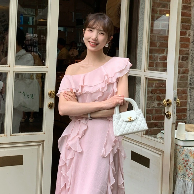 法式名媛气质双层荷叶边斜领露肩上衣女G6119