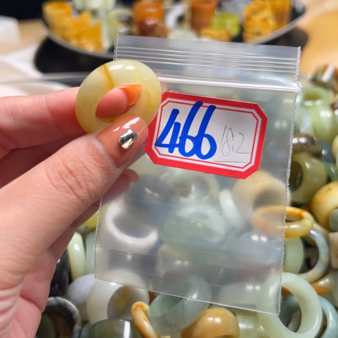 S***ʸ蛇纹石玉未镶嵌戒指