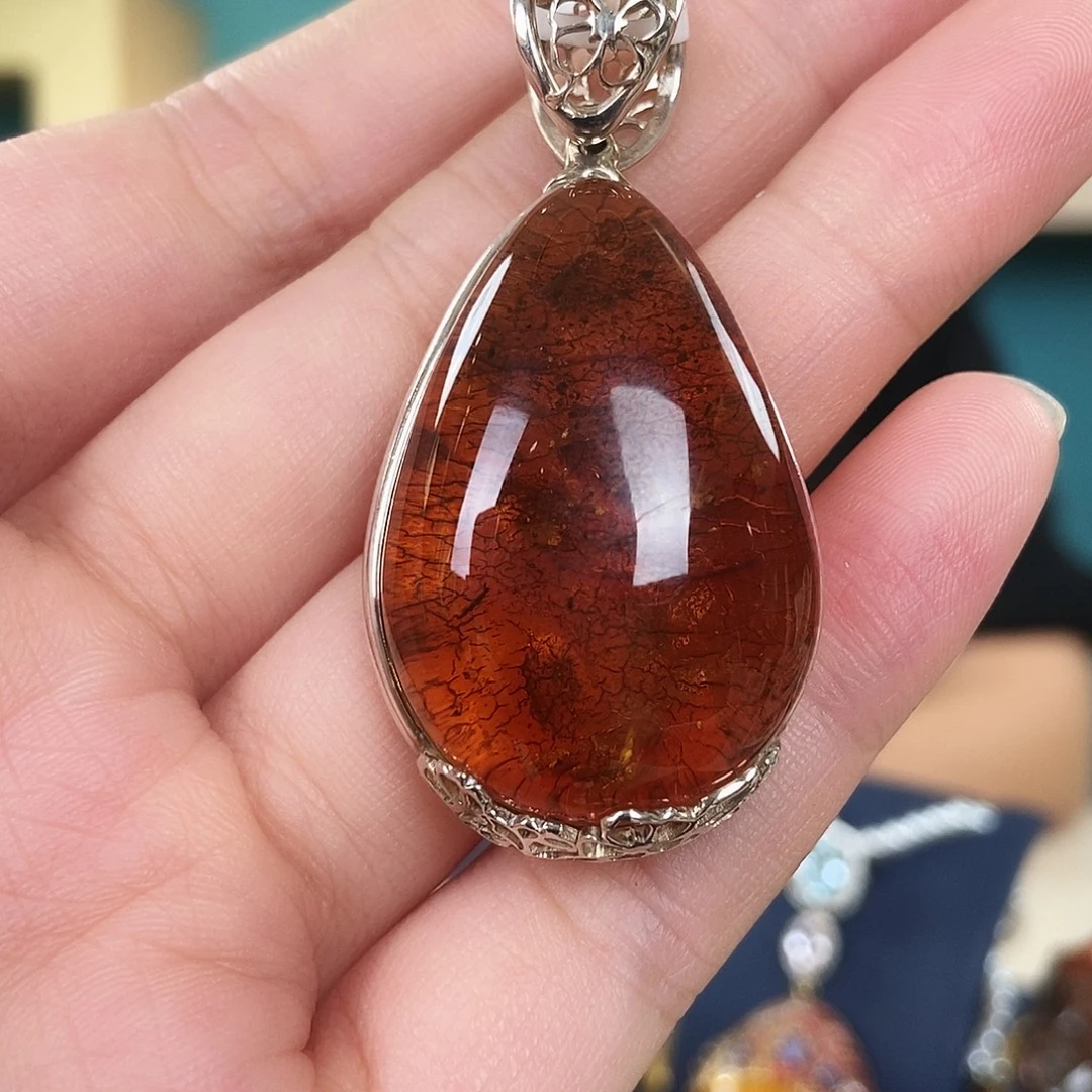 琥珀银S925镶嵌颈饰