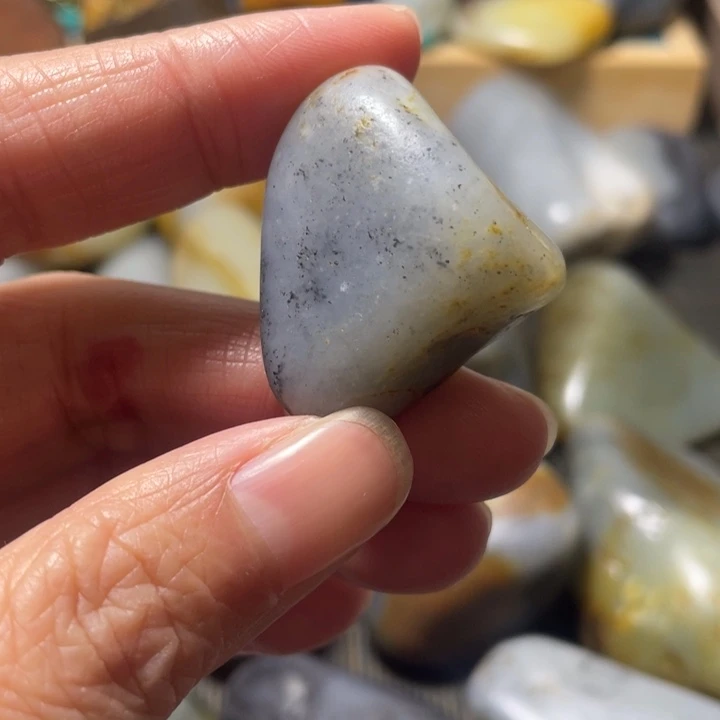 和田玉未镶嵌颈饰32