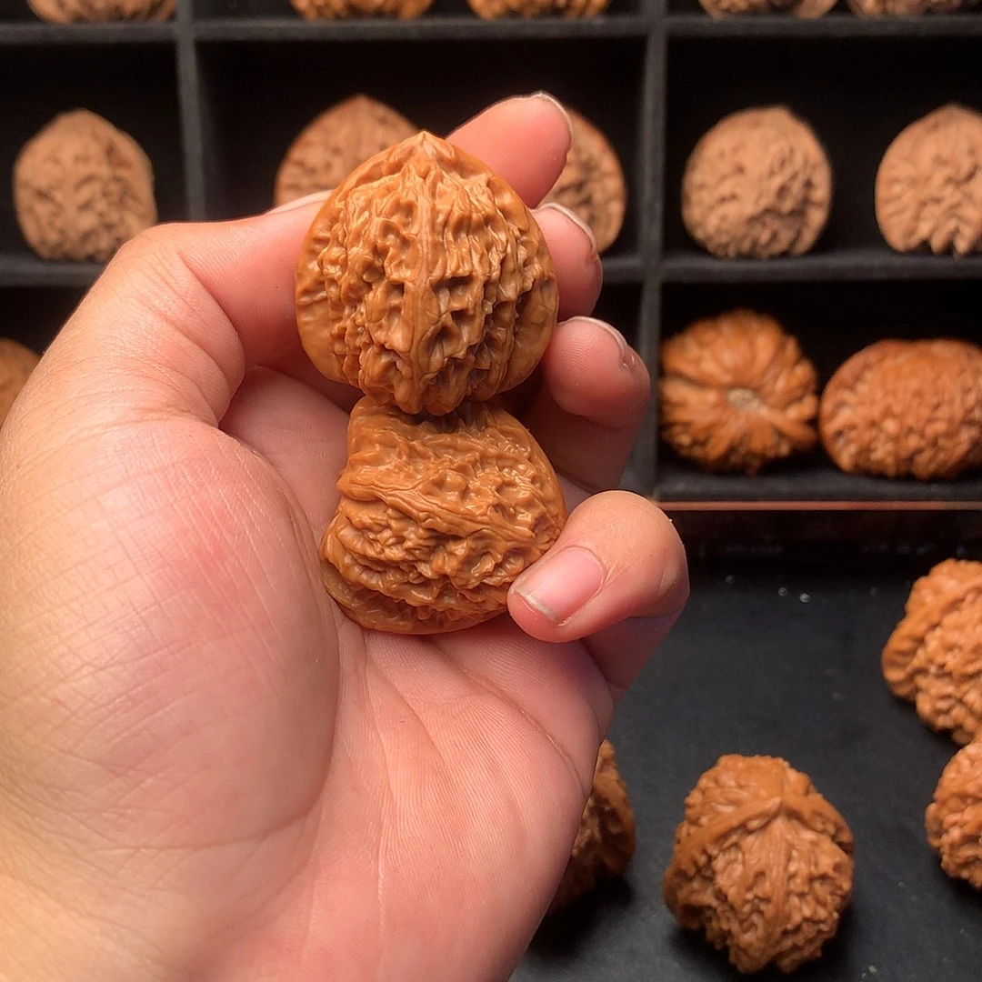 ****薇文玩核桃吊坠核桃