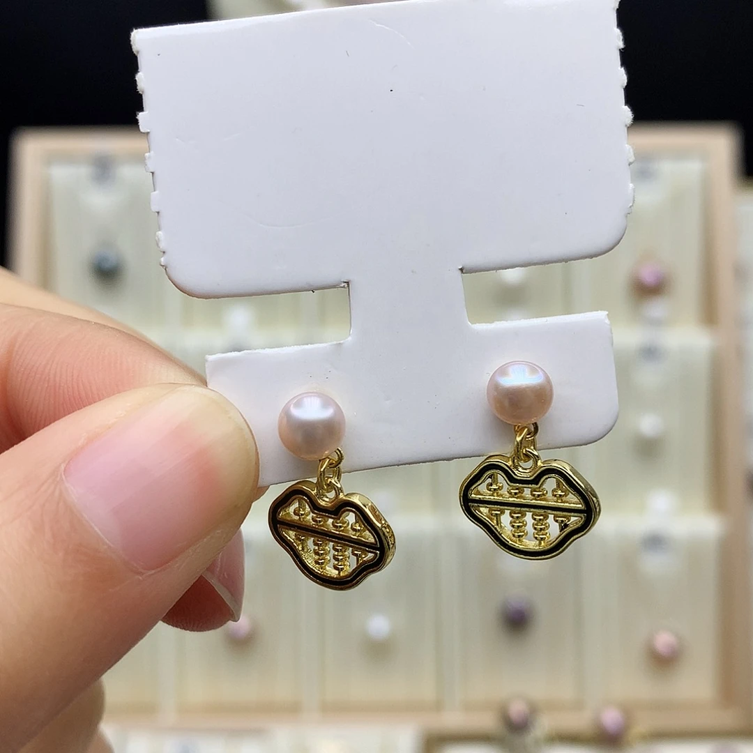 银S925镶嵌淡水珍珠颈饰