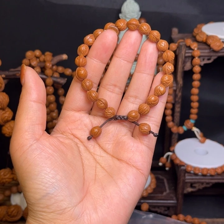 有***日桃核手串小龙纹手串