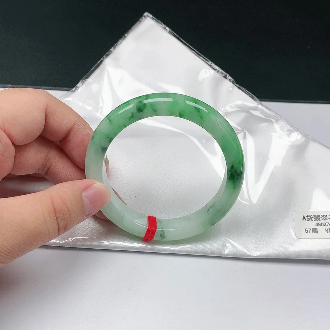 翡翠手镯未镶嵌翡翠376