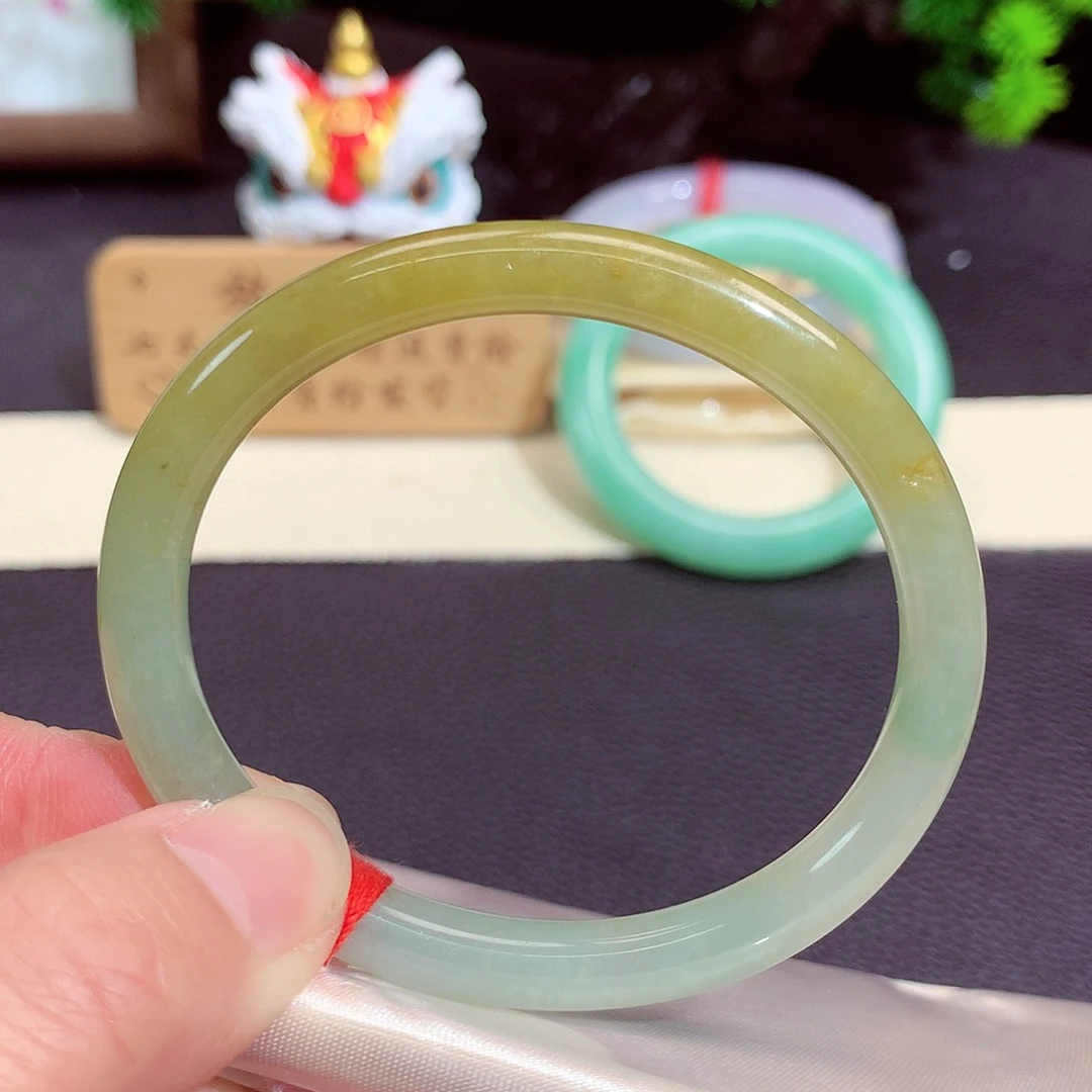 翡翠未镶嵌手镯478