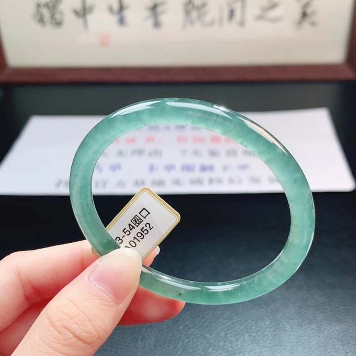 翡翠未镶嵌手镯翡翠手镯37