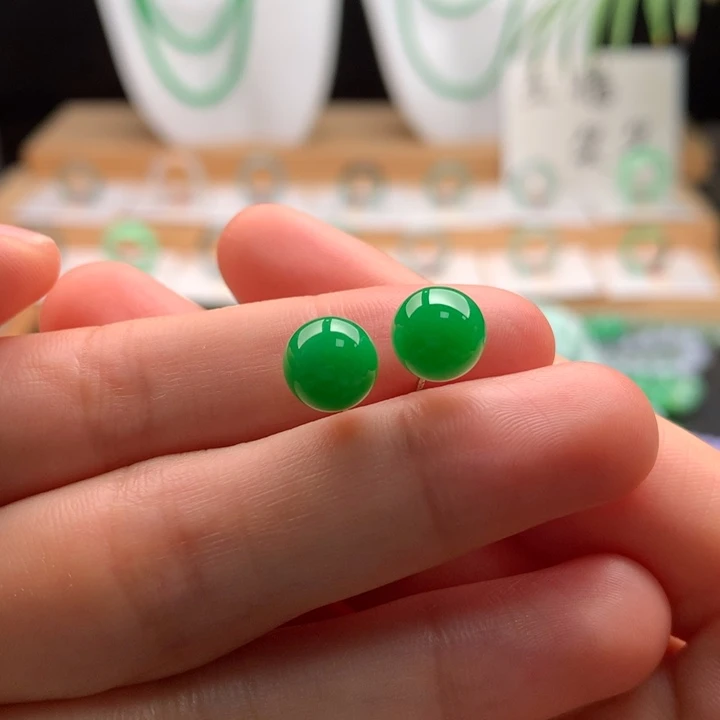 翡翠18K金镶嵌耳饰天然缅甸A货翡翠卡8.1mm