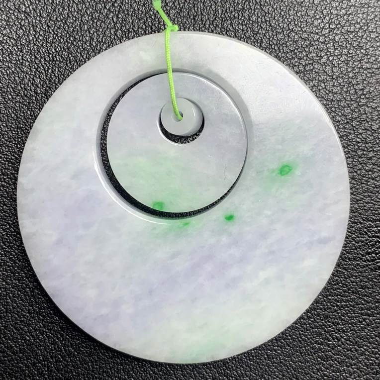 时尚翡翠特色吊坠