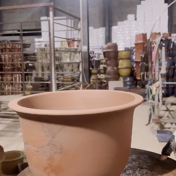 紫砂宜兴紫砂平角金钟30