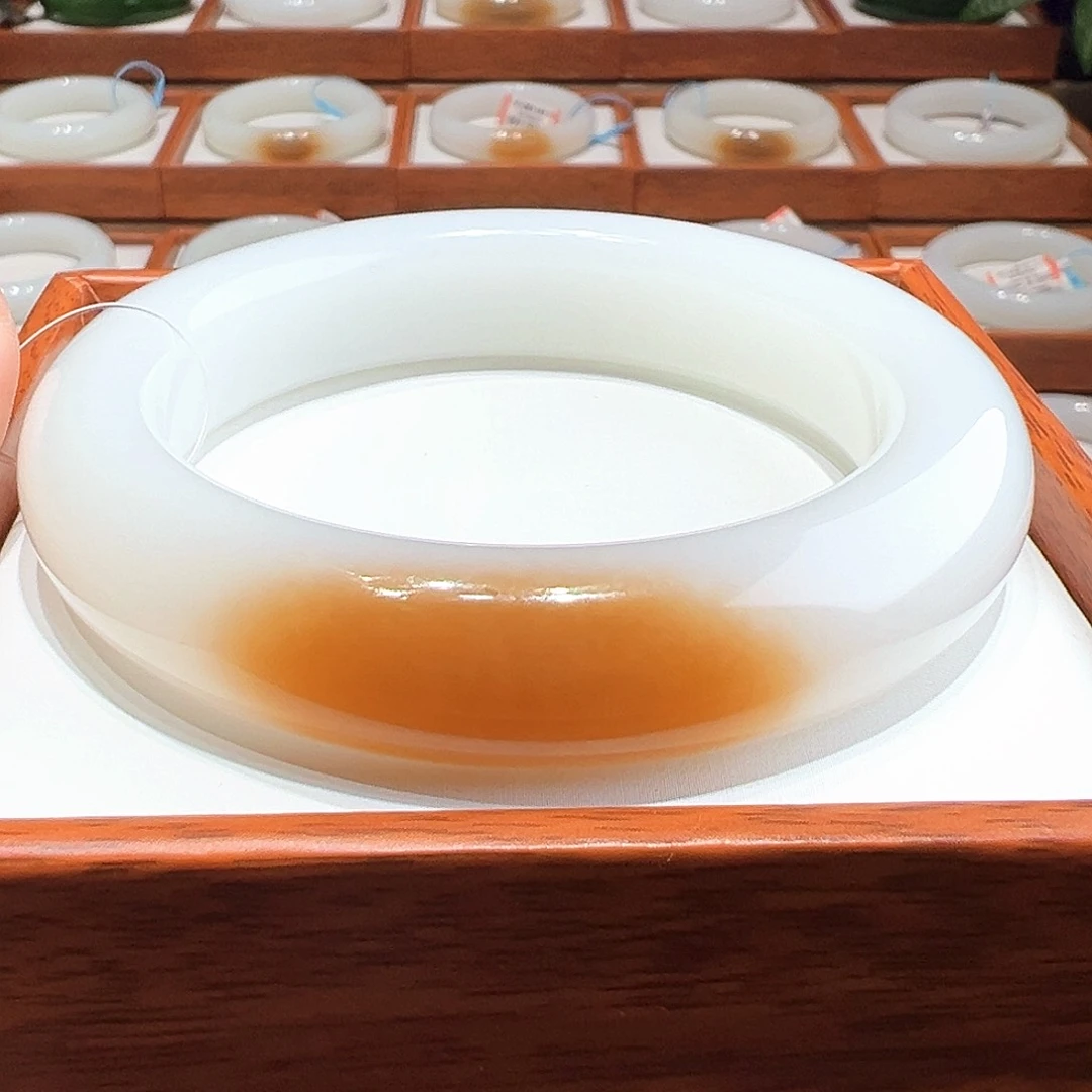 和田玉手镯6061未镶嵌幸**油