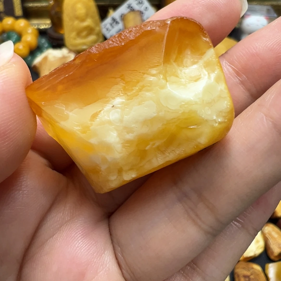 未镶嵌定制琥珀断**生蜜蜡