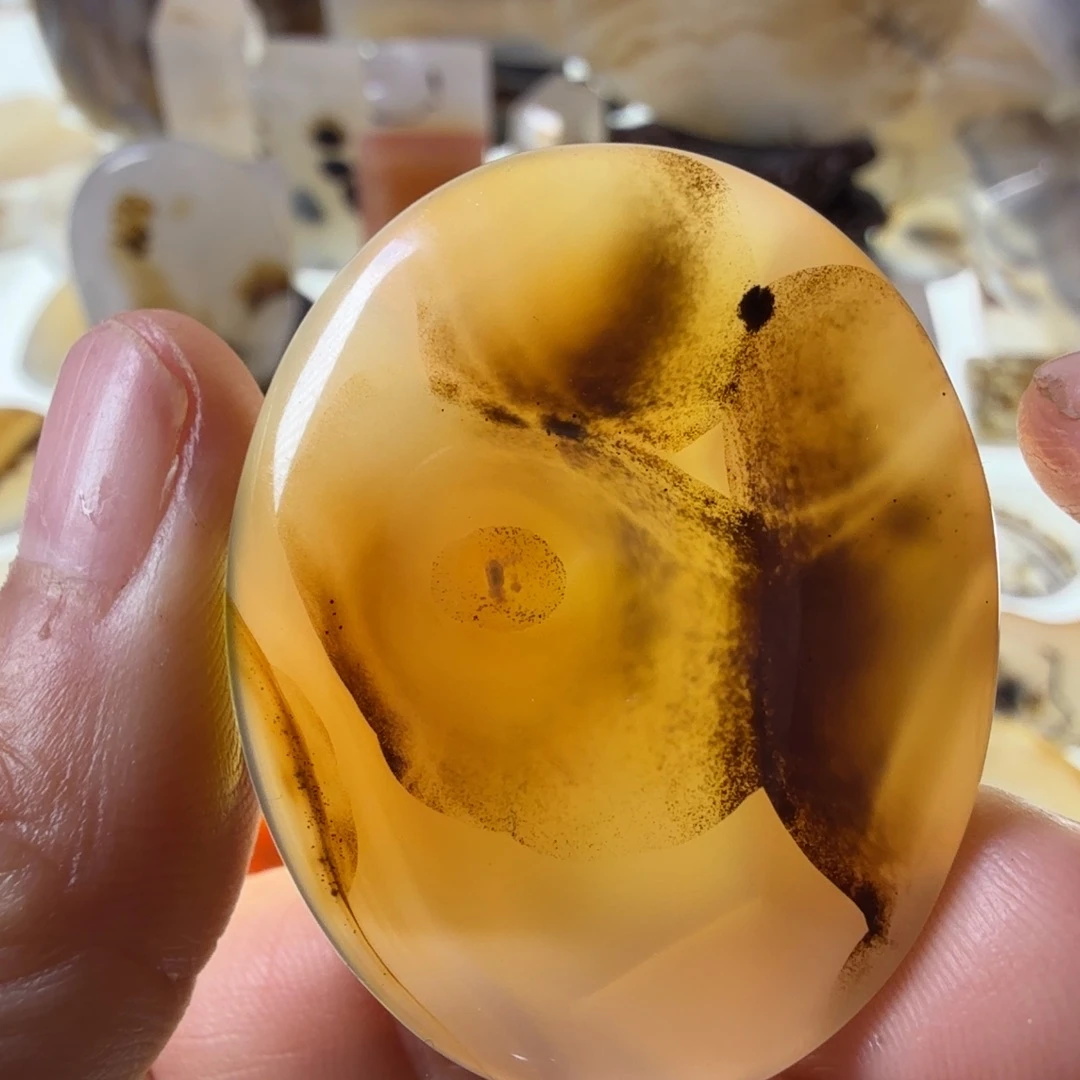 玛瑙/玉髓未镶嵌珠宝半成品