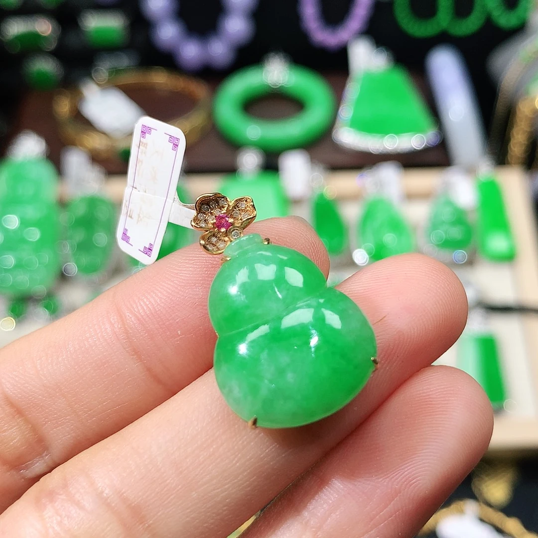 翡翠18K金镶嵌吊坠(不含链)