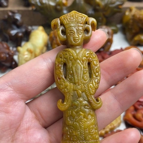 未镶嵌蛇纹石玉颈饰139