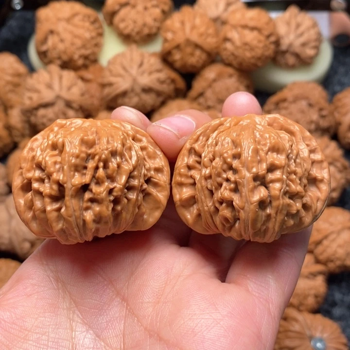 文玩核桃把件精品拱桥楼41