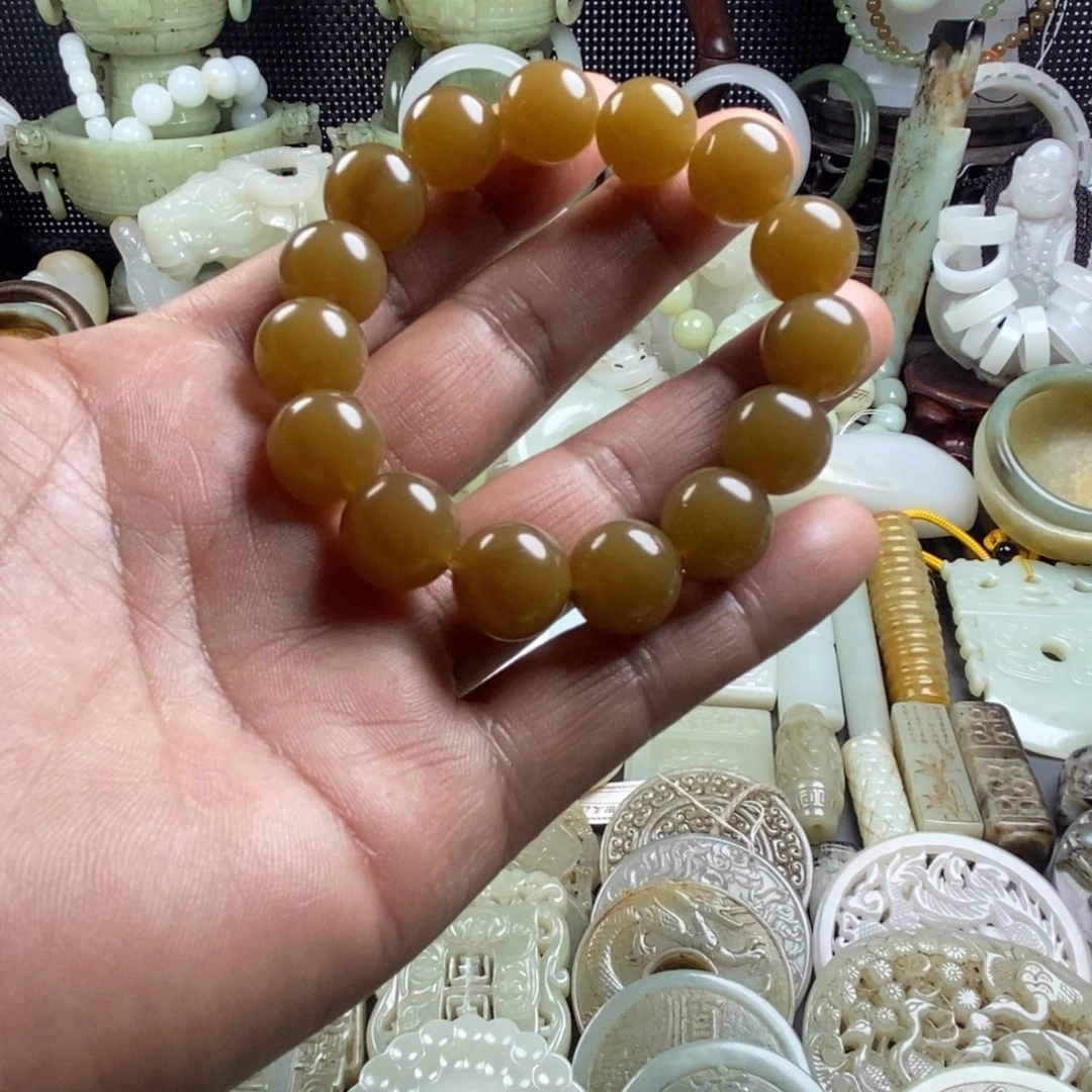 和田玉（糖玉）未镶嵌颈饰