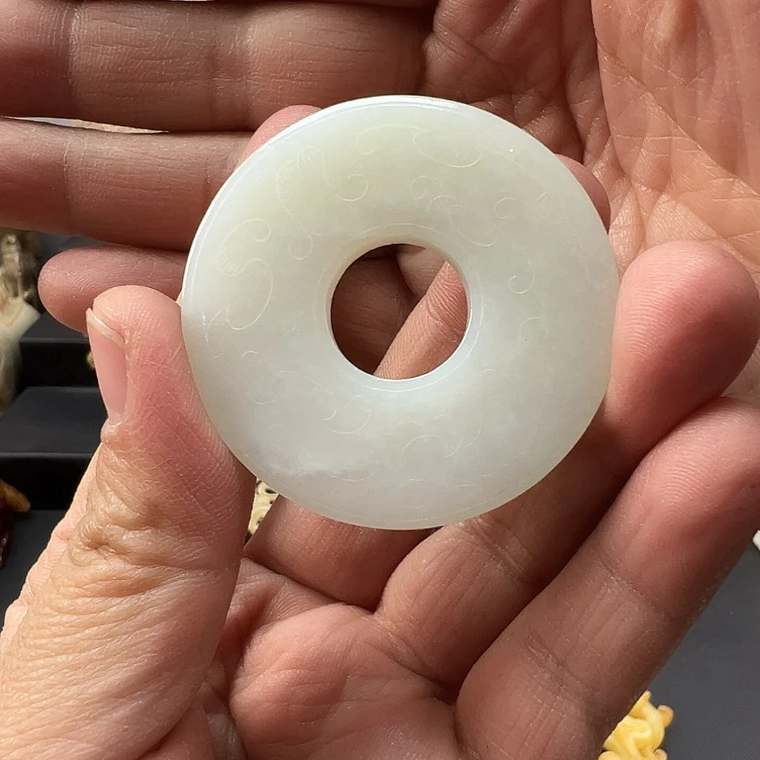 未镶嵌和田玉挂件