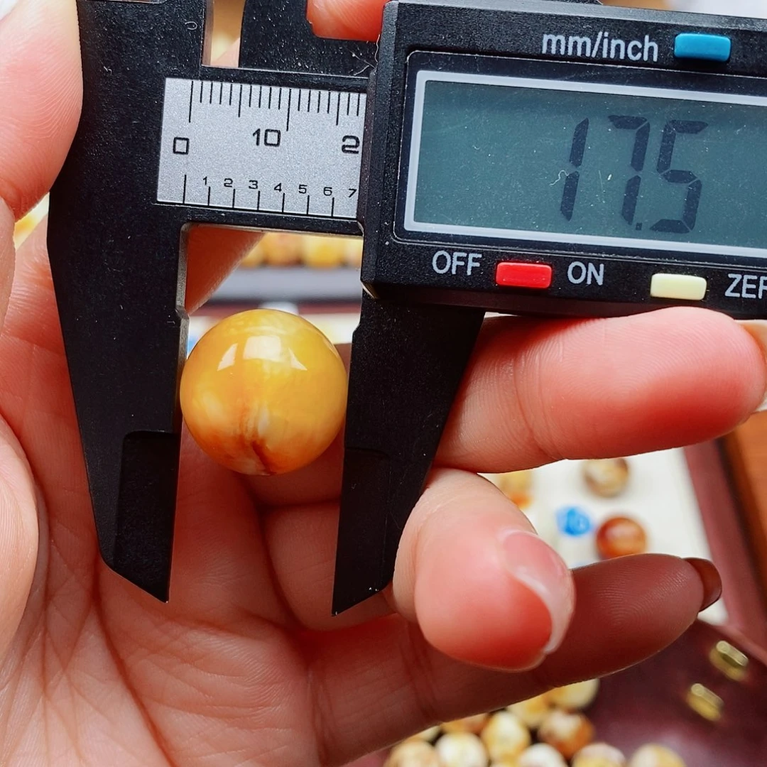 琥珀未镶嵌裸石蜜蜡