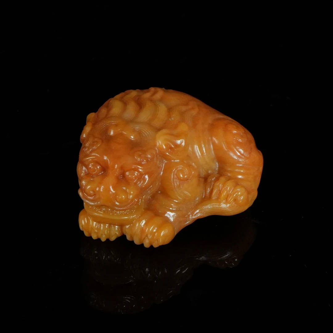 B6854寿山田黄石 貔貅古兽手把件 47*44*26mm74.9g