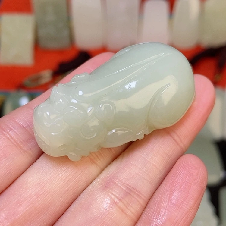 【闪购商品】颈饰未镶嵌和田玉
