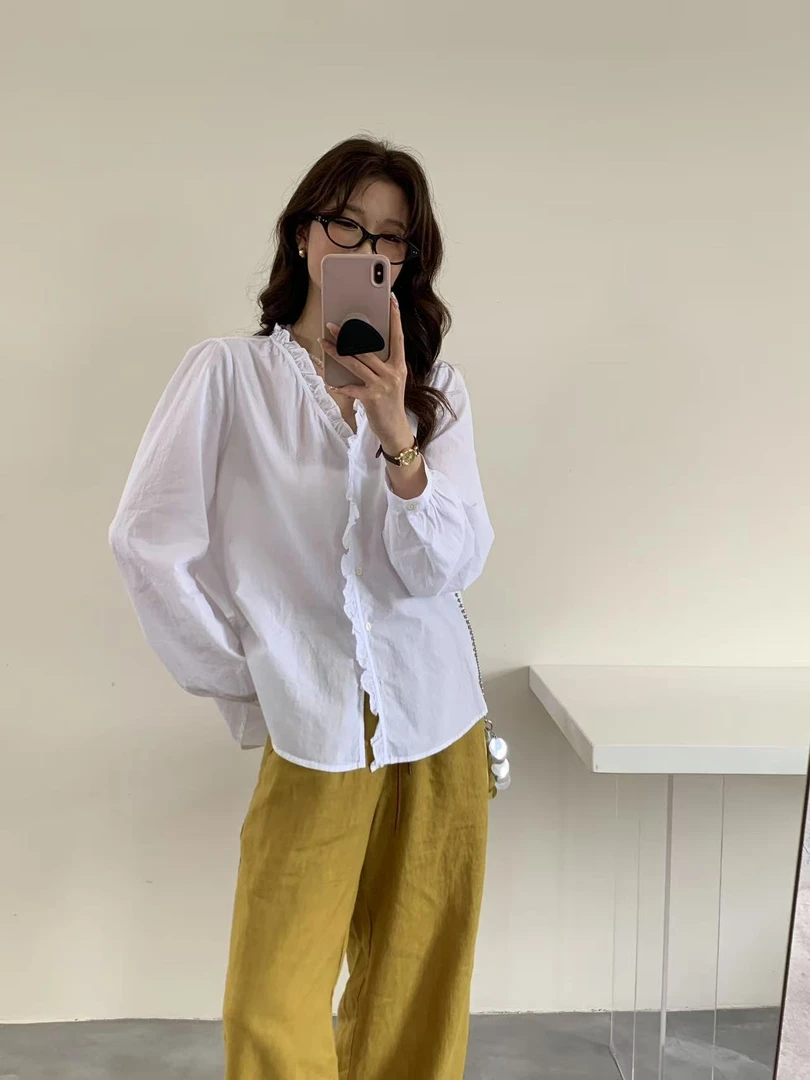 056 【兰菲娅】--木耳边设计显瘦V领长袖衬衫防晒衣