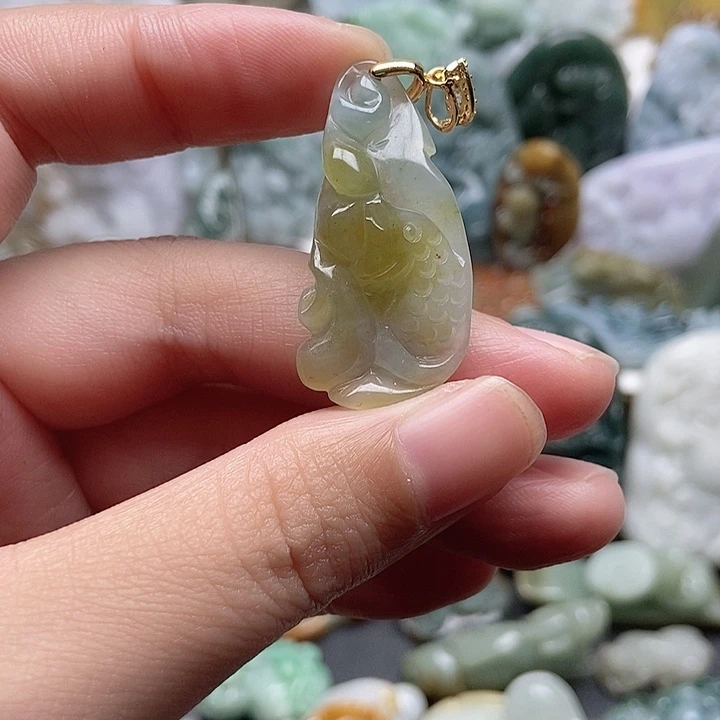 翡翠未镶嵌颈饰翡翠