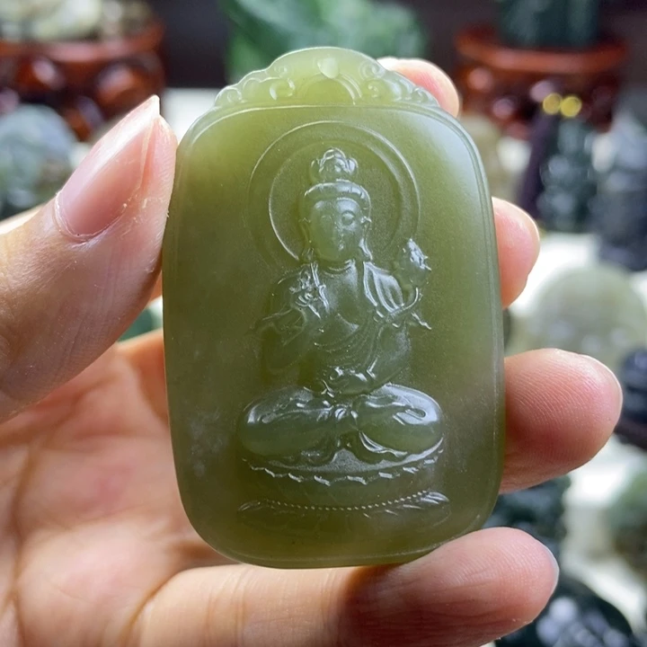 和田玉未镶嵌颈饰