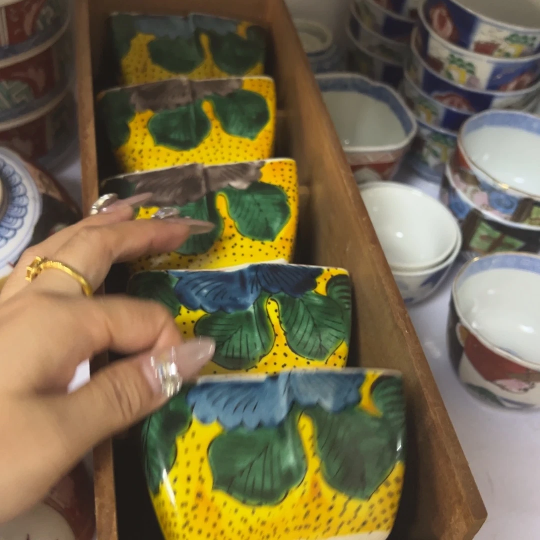 文锦阁瓷器商行直播中