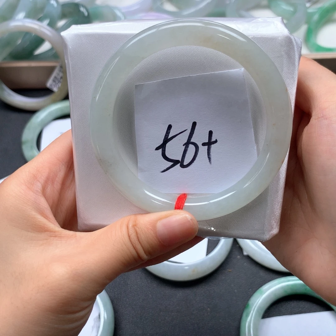 未镶嵌手镯翡翠天然缅甸翡翠