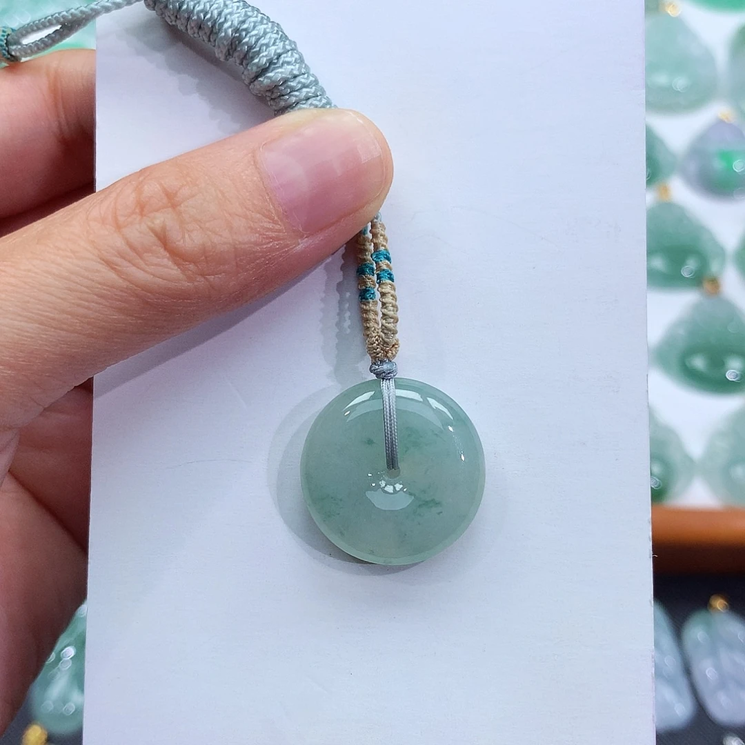 翡翠未镶嵌颈饰翡翠吊坠