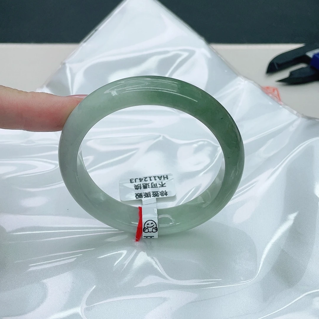 翡翠手镯未镶嵌正53.5