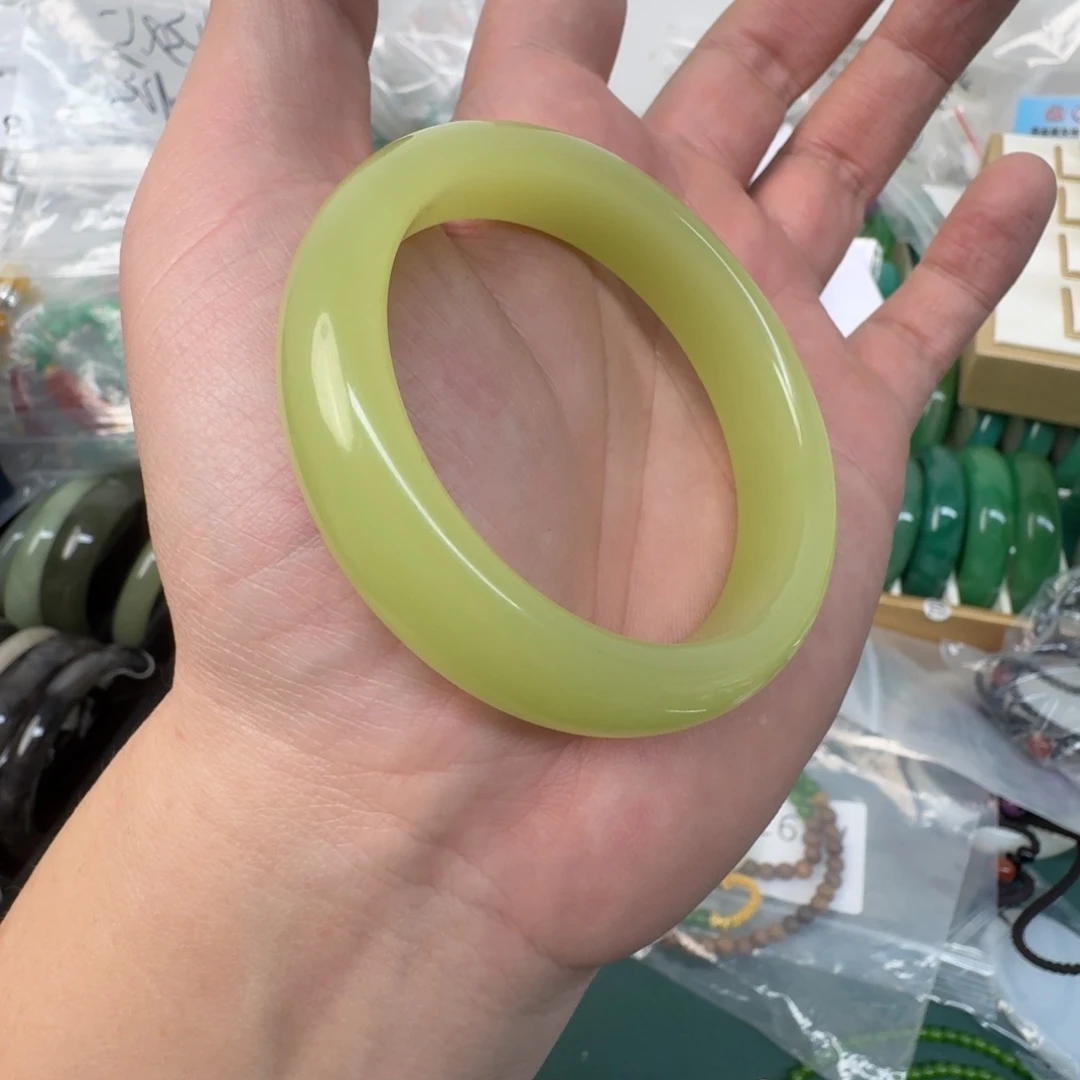 和田玉手镯未镶嵌305号