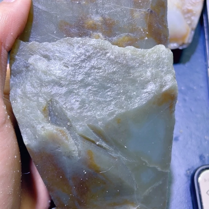 和田玉未镶嵌珠宝半成品