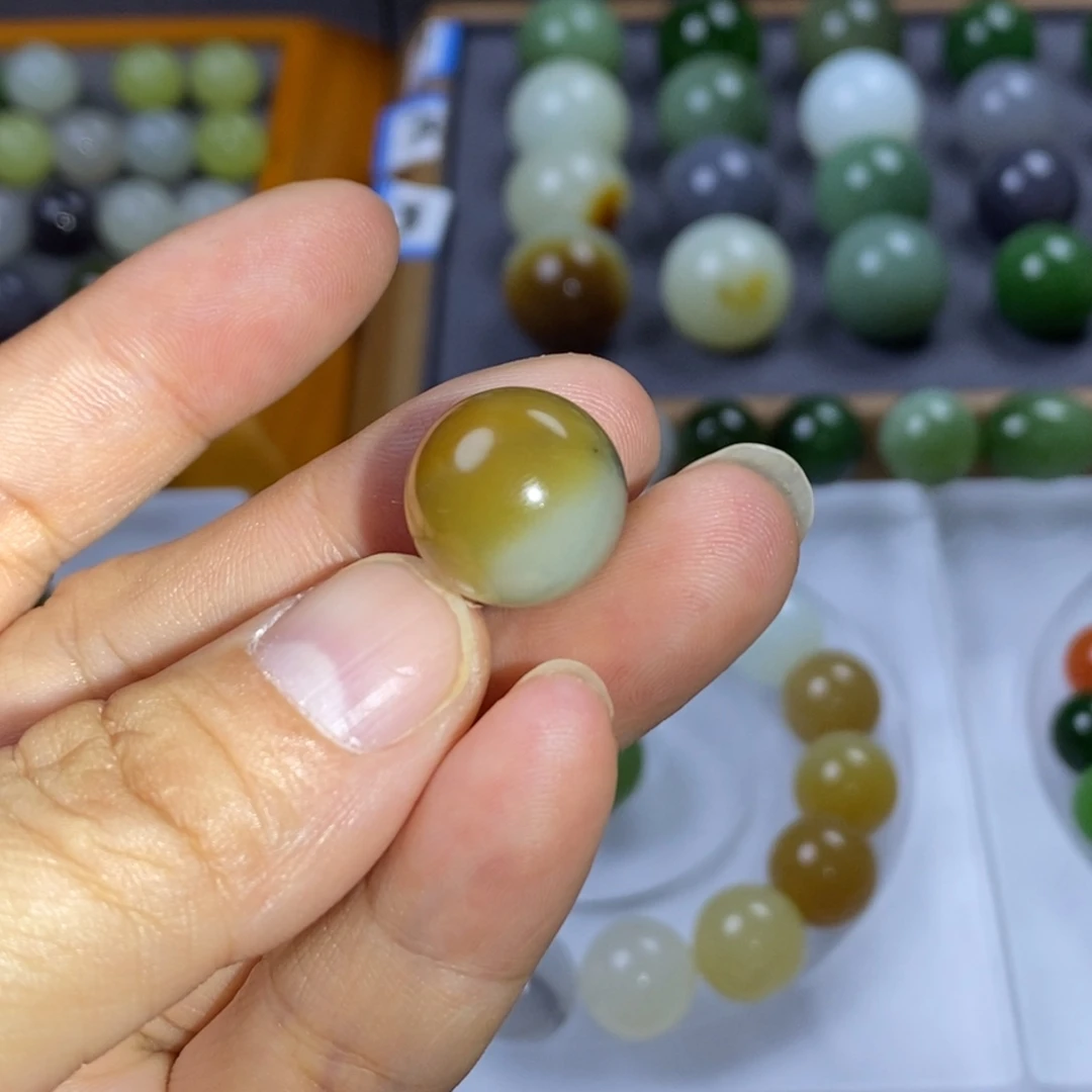 和田玉散珠卡14楼兰三色