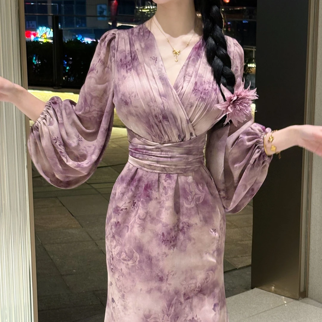 LHMknk1活动画报夫人原创约会日常温柔喇叭袖连衣裙 紫海神明少女