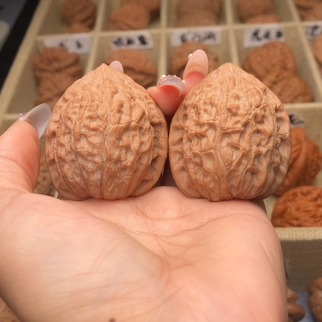 把件文玩核桃蛇王一抹红40