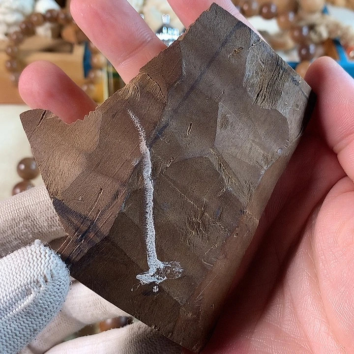 正***健檀香木把件原材料定制手把件