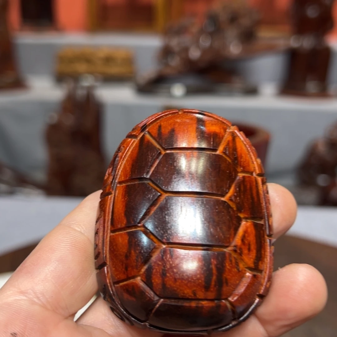 古***拉木精品工艺品展示