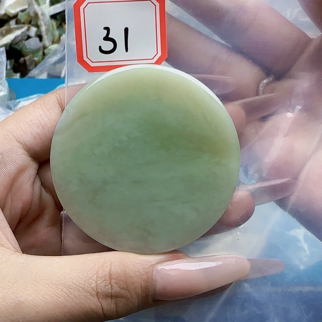和田玉未镶嵌珠宝半成品
