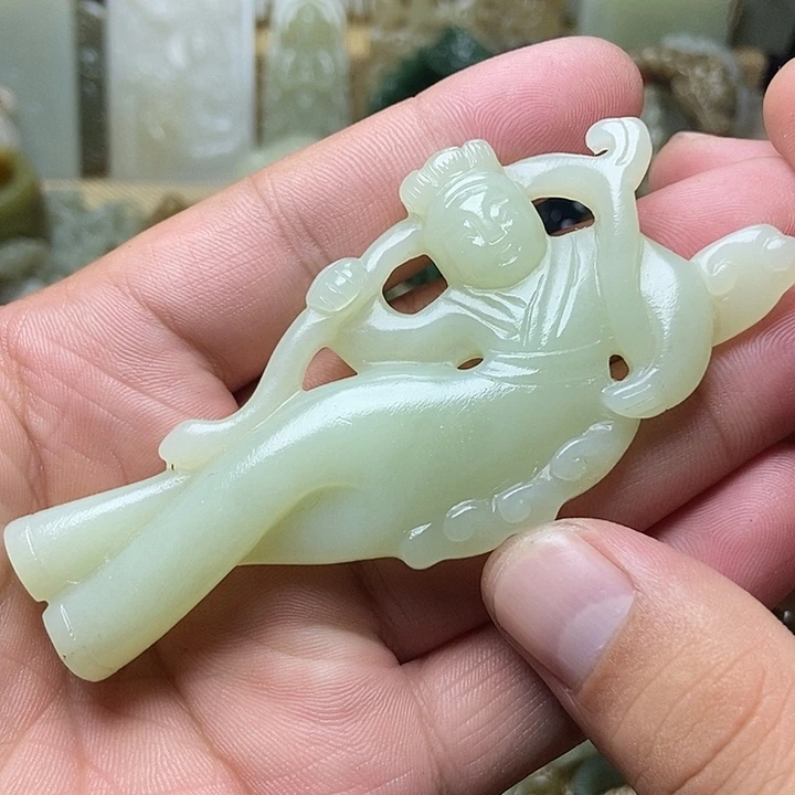 未镶嵌和田玉挂件