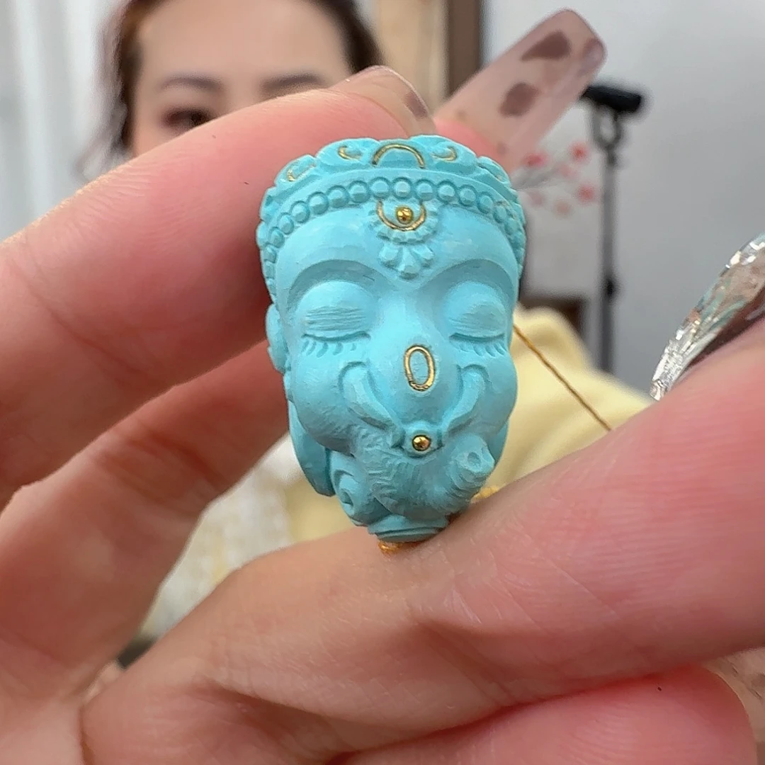 红***江绿松石未镶嵌珠宝奇石