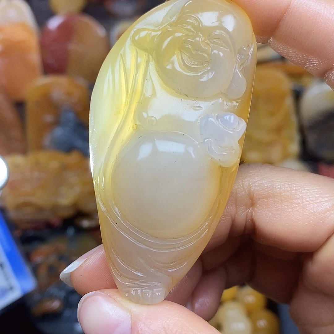 石英质玉颈饰未镶嵌