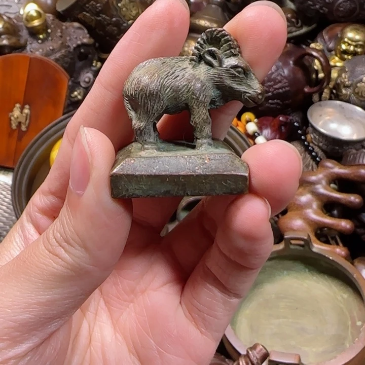 铜器把玩摆件链接