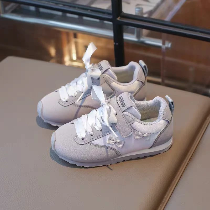 女童2025秋季新款软底防滑运动鞋皮面透气蝴蝶结德迅鞋890