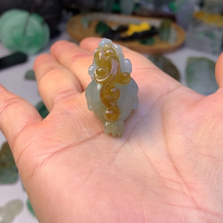 定制翡翠未镶嵌翡翠