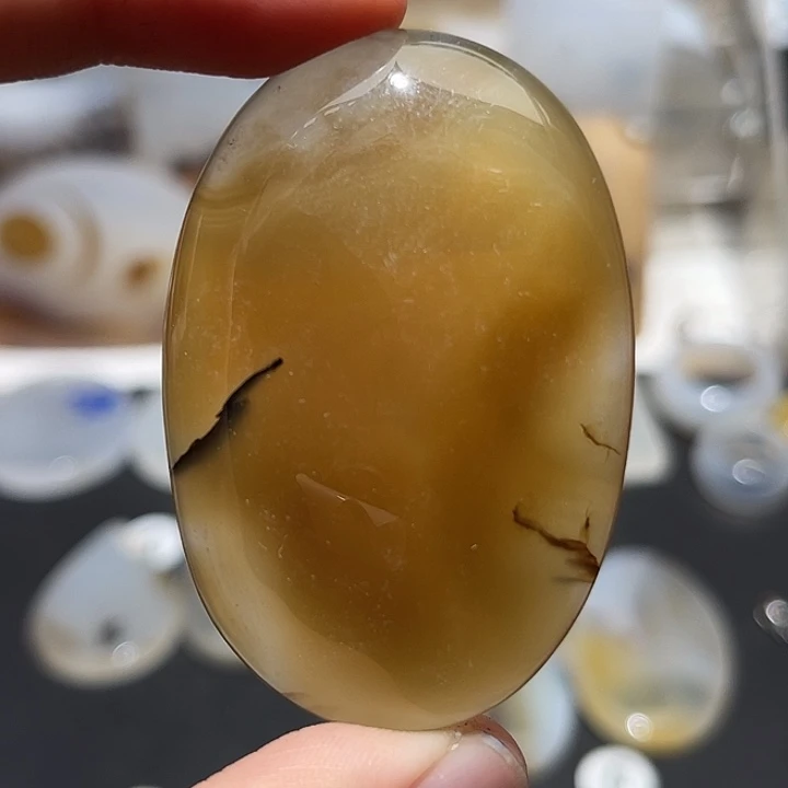 玛瑙/玉髓颈饰未镶嵌