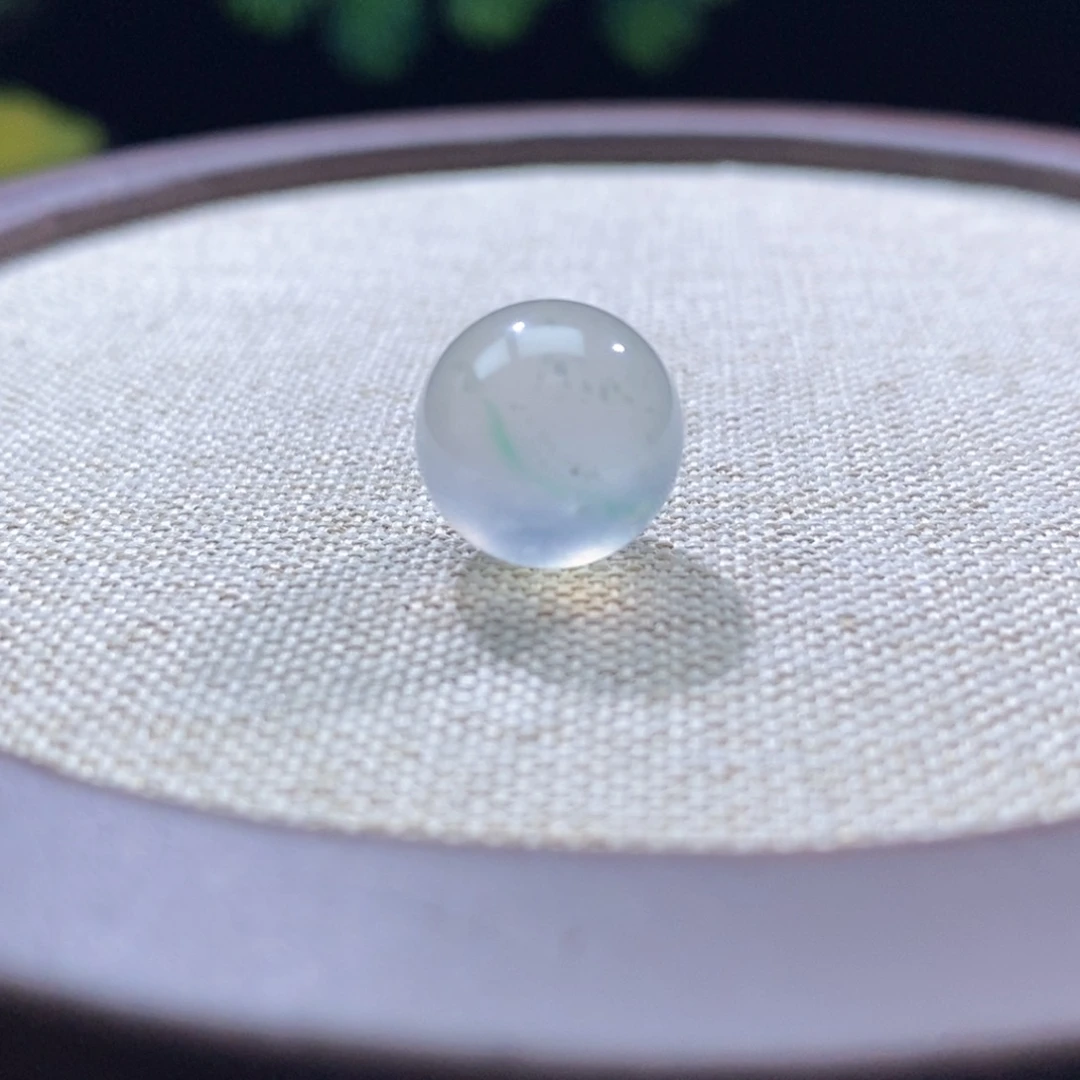 颈饰未镶嵌翡翠高冰金丝绿卡12.2mm